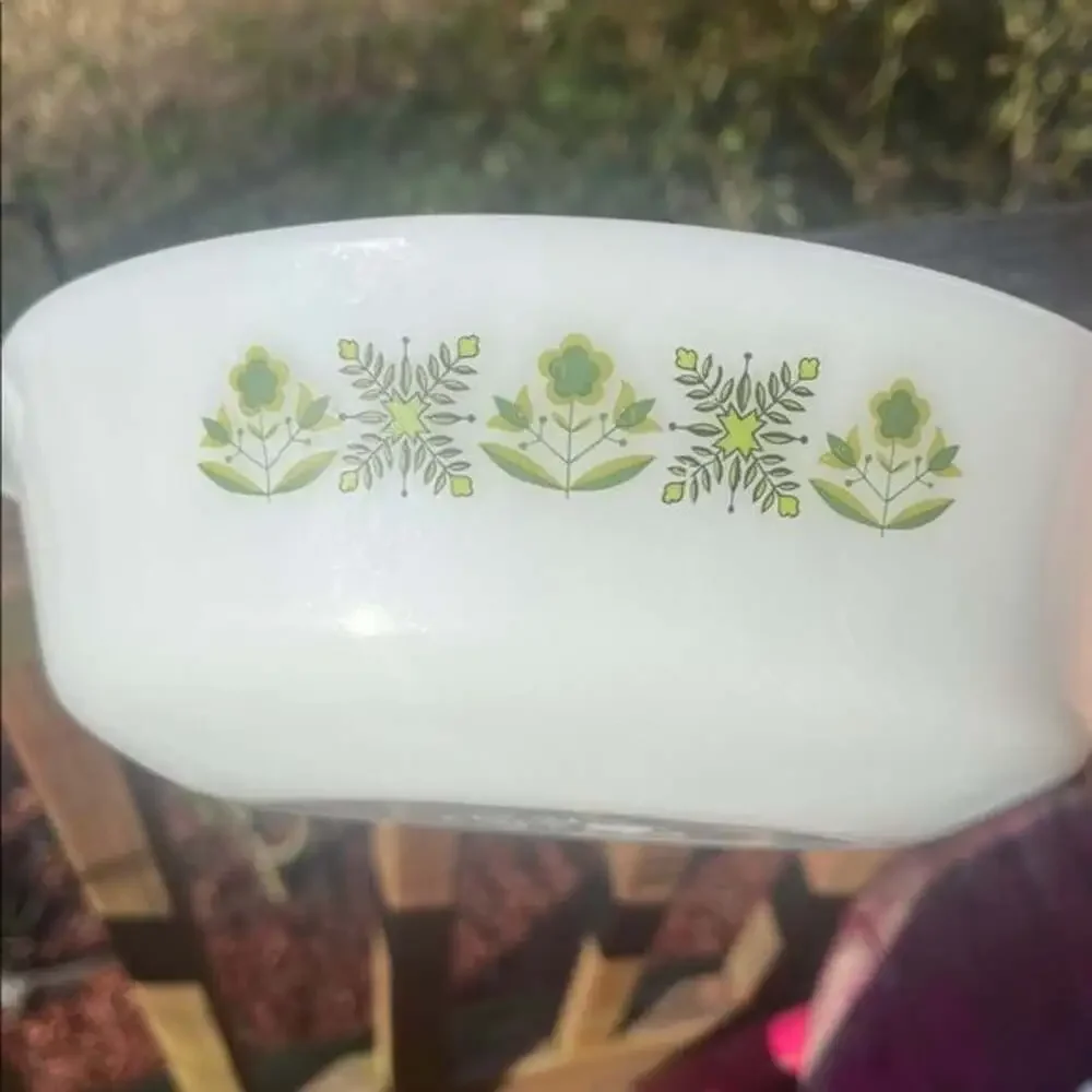 Anchor hocking Fire King USA Meadow green flowers 437 baking dish  1.5
